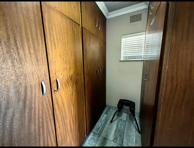 3 BEDROOM FREEHOLD FOR SALE IN VERWOERDPARK